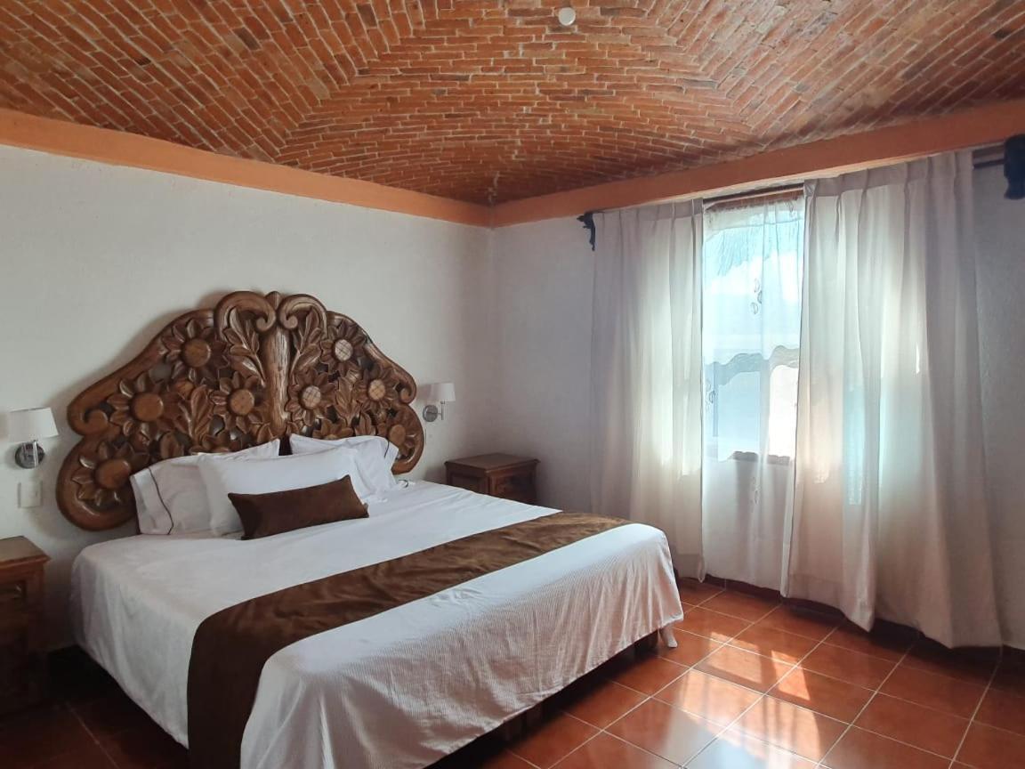 Hotel La Herradura Tecozautla Exterior photo