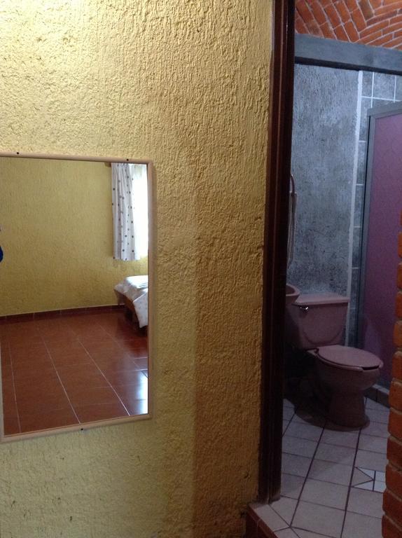 Hotel La Herradura Tecozautla Exterior photo